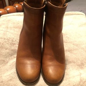 Size 8.5 Frye boots